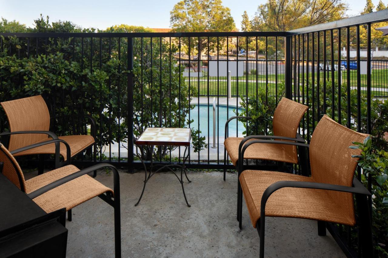 Courtyard By Marriott San Diego Rancho Bernardo Extérieur photo